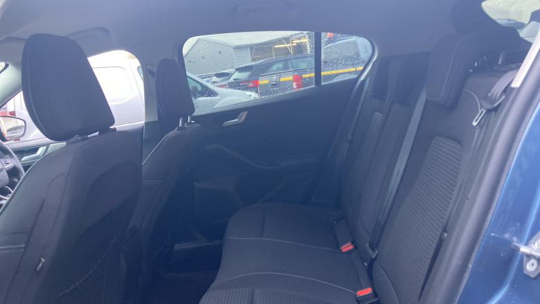 Ford Focus 1.0 EcoBoost 125 Titanium 5dr Petrol Hatchback